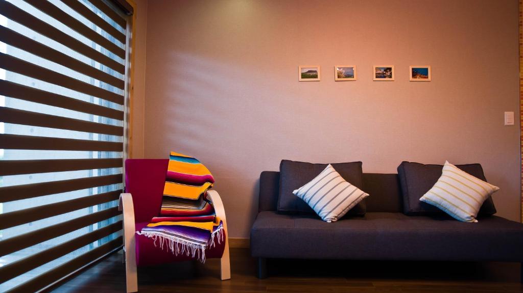Jeju Eco Suites Seogwipo Bagian luar foto