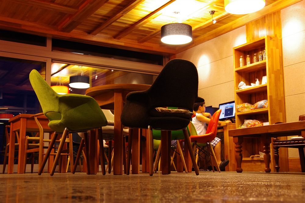 Jeju Eco Suites Seogwipo Bagian luar foto