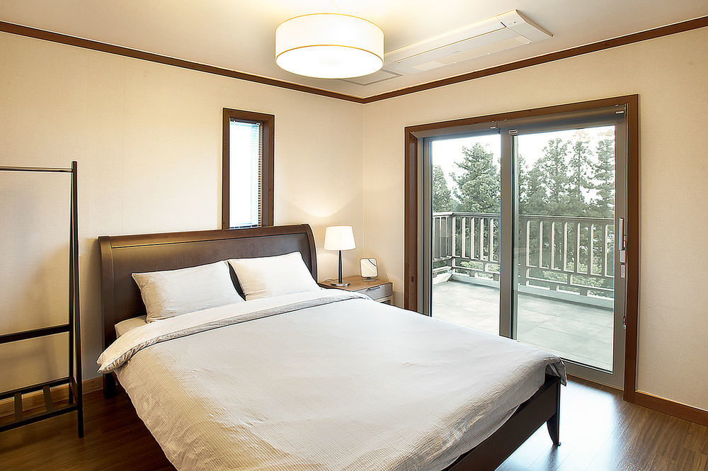 Jeju Eco Suites Seogwipo Bagian luar foto